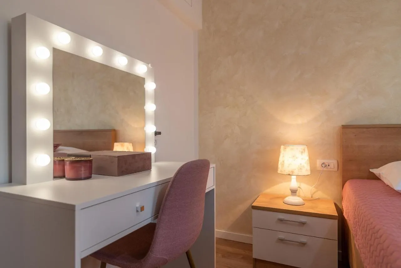 Apartments Villa Magdalena Trogir Kroatië