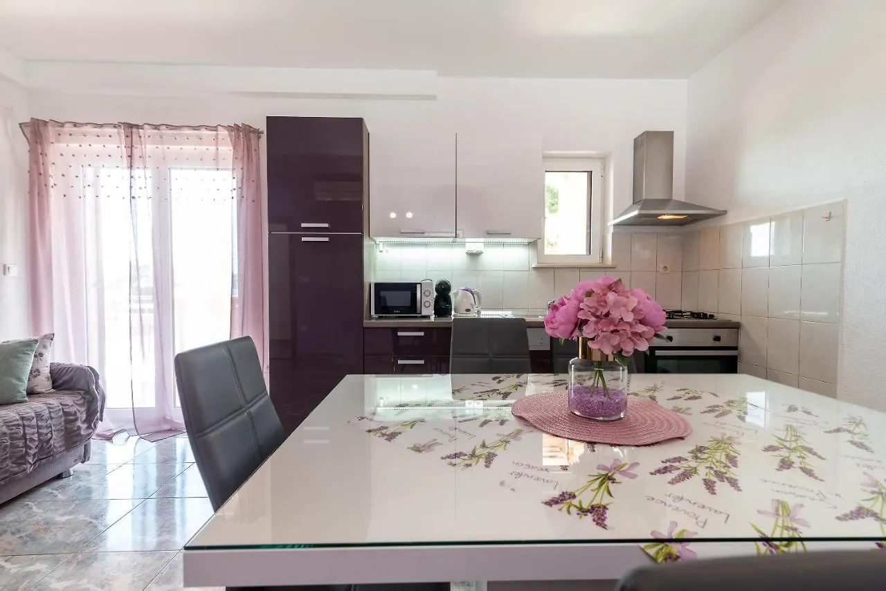 Apartments Villa Magdalena Трогир