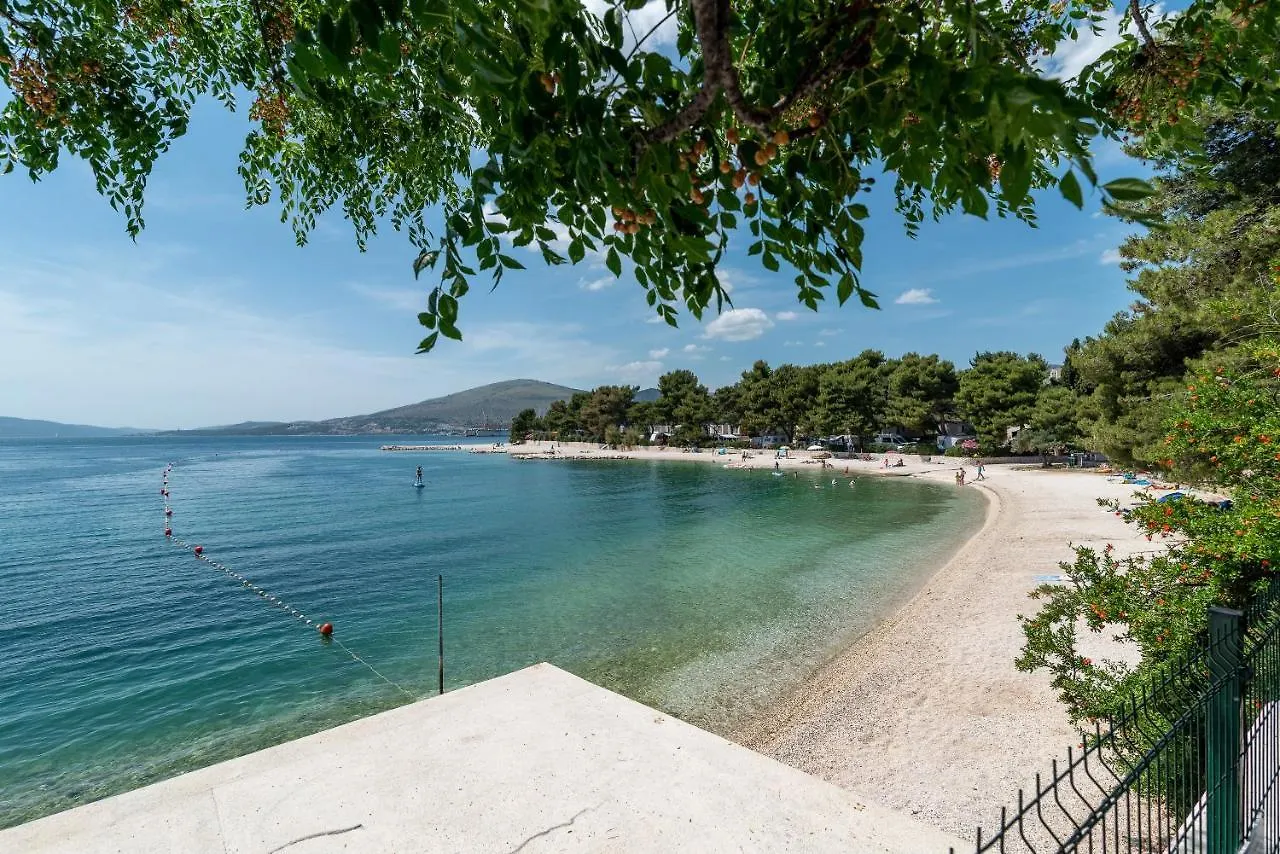 Apartments Villa Magdalena Trogir 0*,  Kroatië