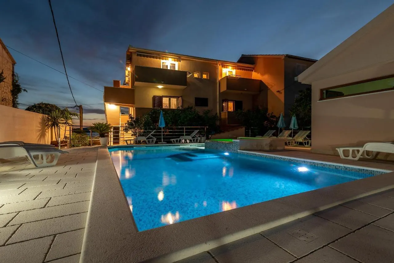 Apartments Villa Magdalena Trogir Kroatië