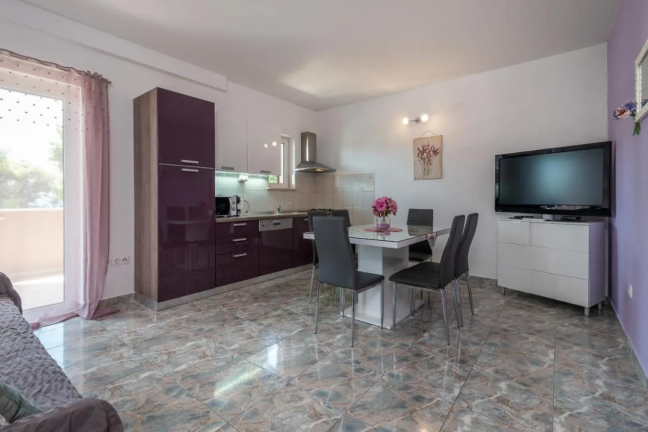 Apartments Villa Magdalena Трогир